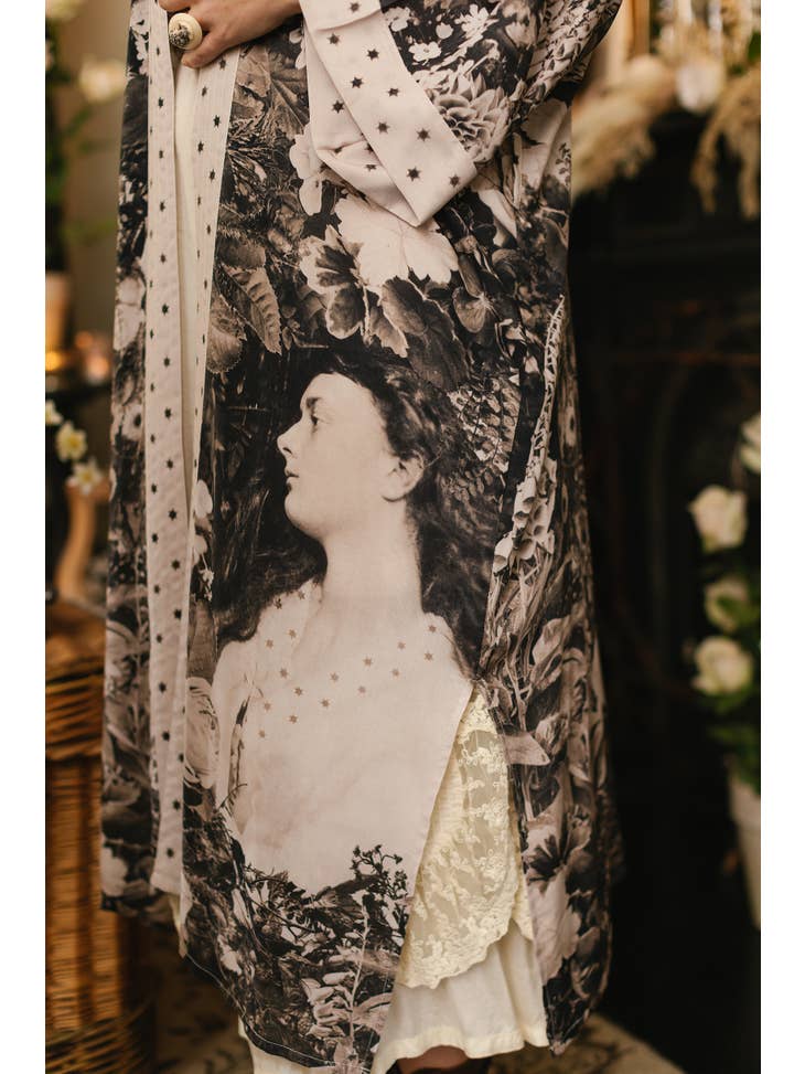 The Looking Glass Duster Kimono - La De Da