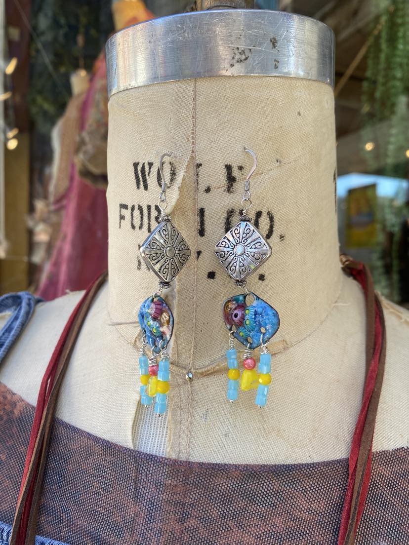 Whimsical Floral Dangle Earrings #TT23