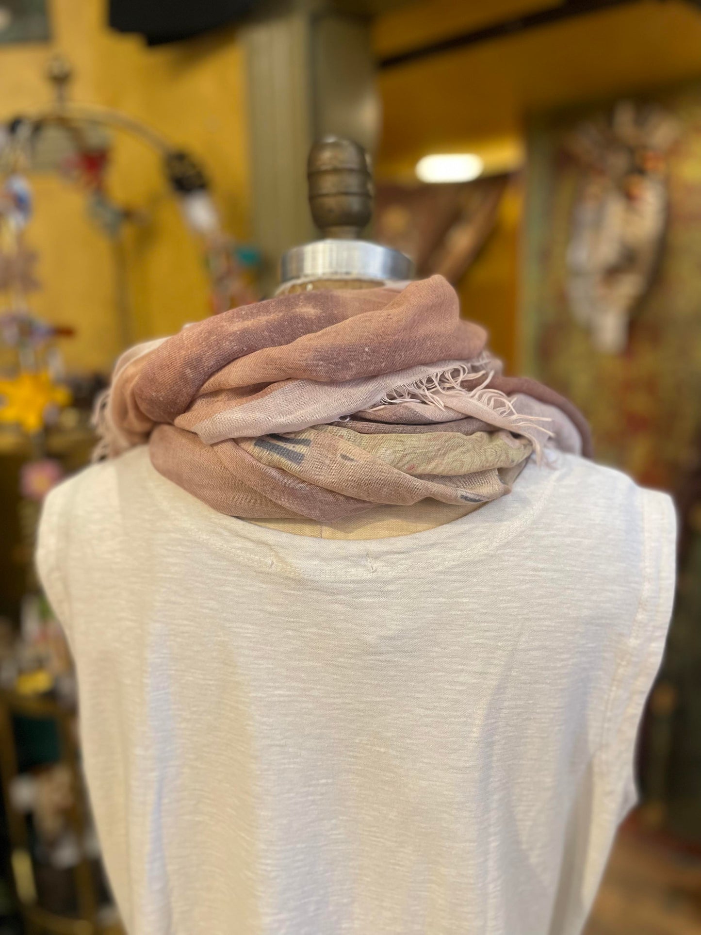 Klimt "The Kiss" Scarf- Blush