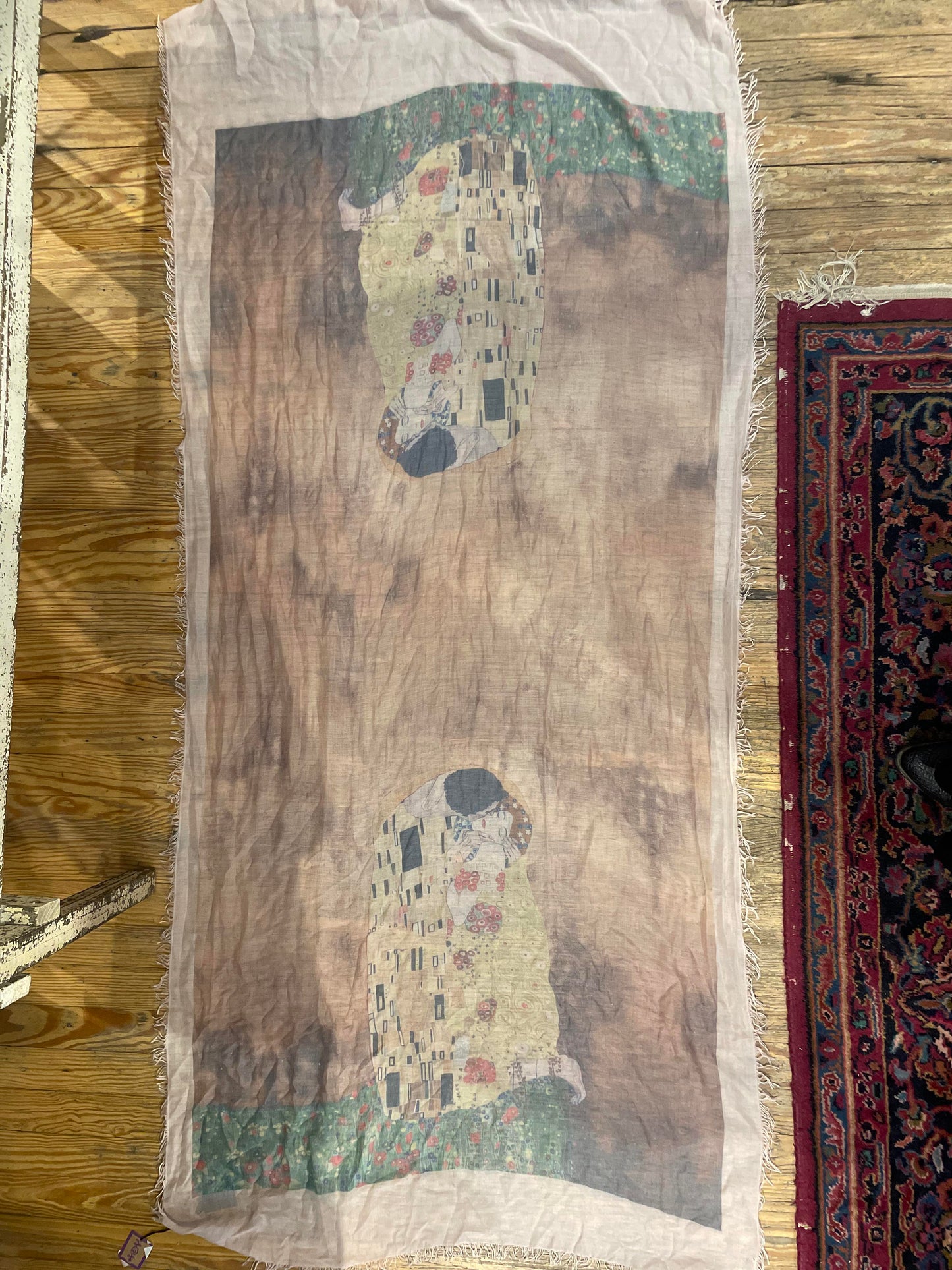 Klimt "The Kiss" Scarf- Blush