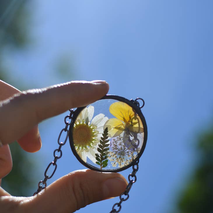 Pressed Flower Terrarium Necklace - La De Da