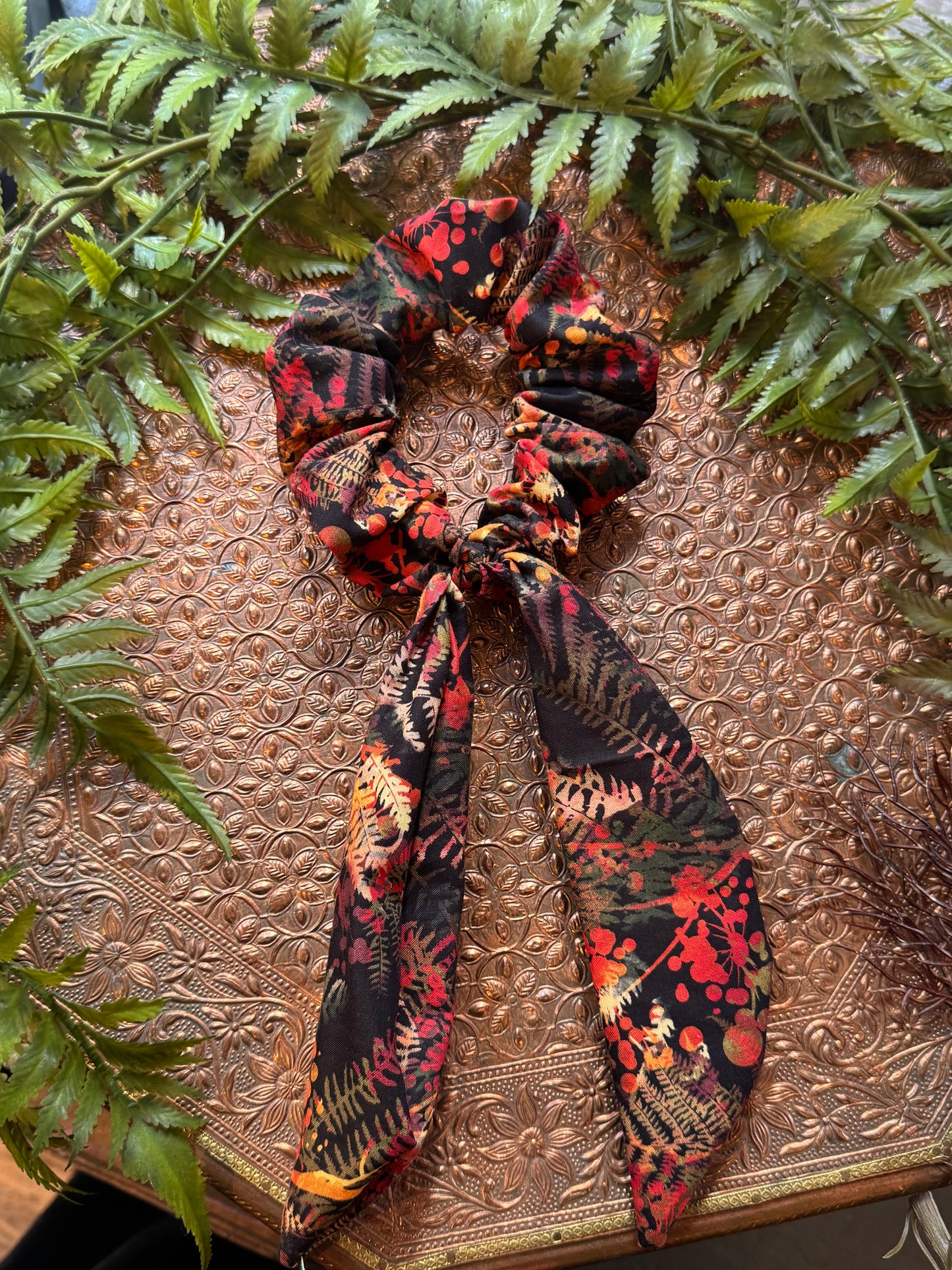 Red / Orange / Yellow Ferns Scrunchie Scarf #SS10*