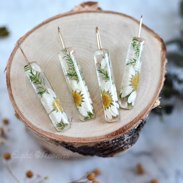 Daisy Bar Dangle Earrings - La De Da
