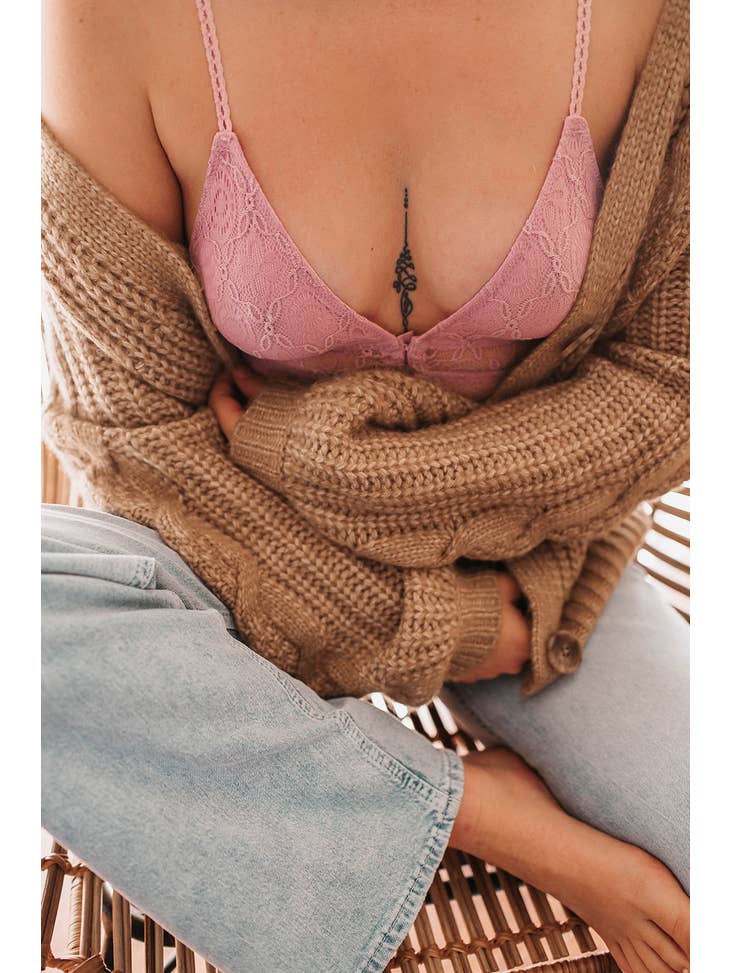 Lavender Front Hook Closure Lace Bralette - La De Da