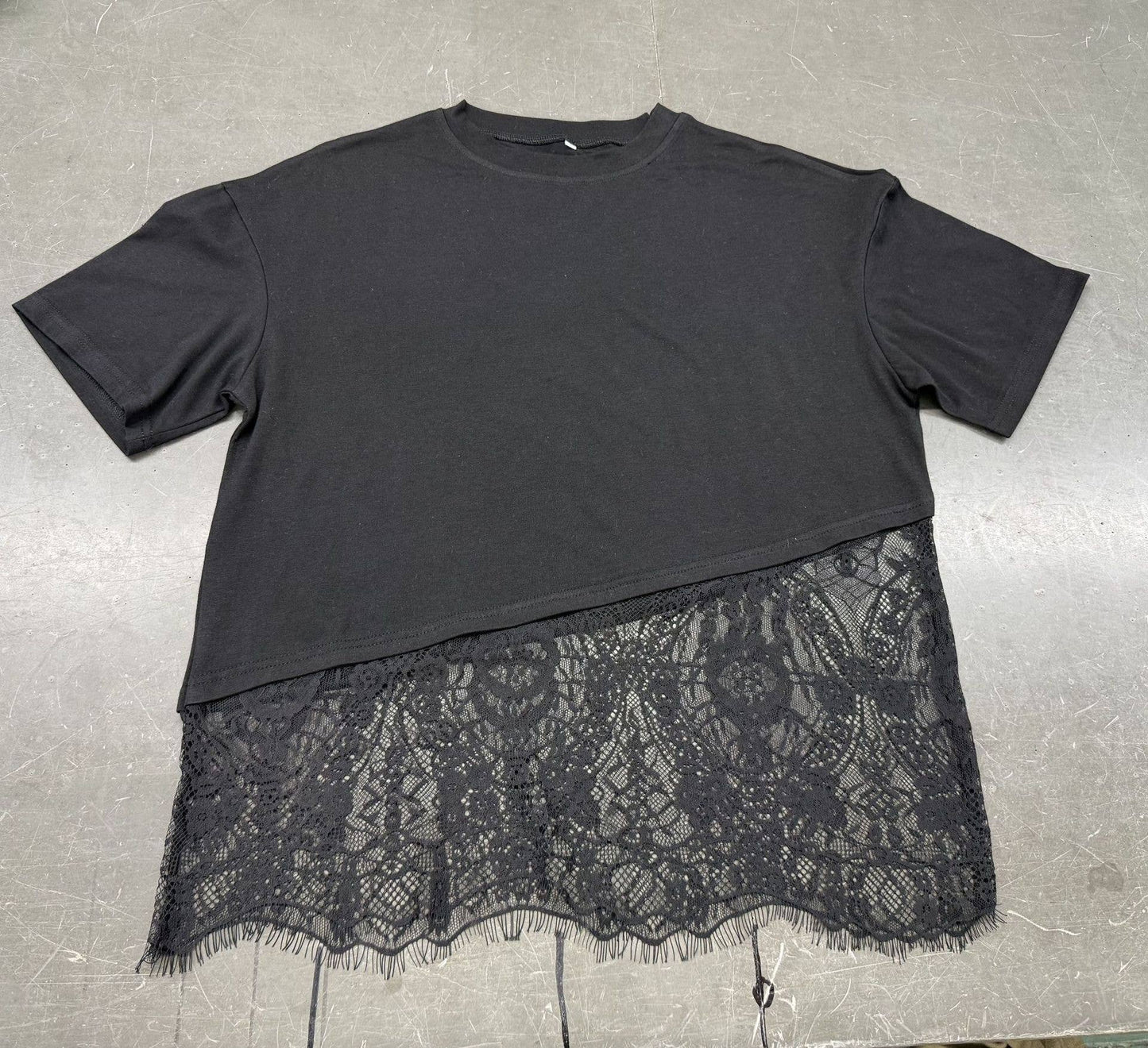 Lace Trim Relaxed Fit Crew Neck Top