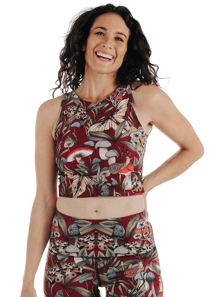 Reversible Knot Top in Fun Gal - La De Da