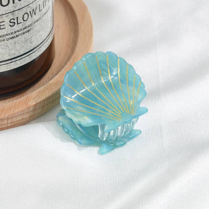 Mini Scallop Shape Claw Clip - La De Da