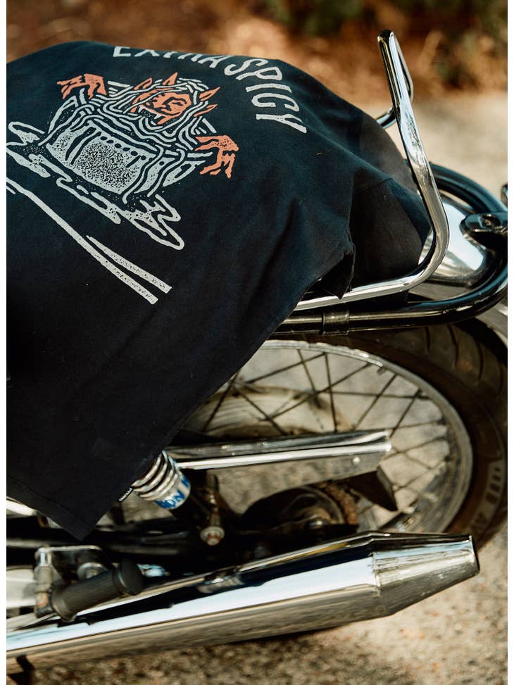 Extra Spicy Tee - La De Da