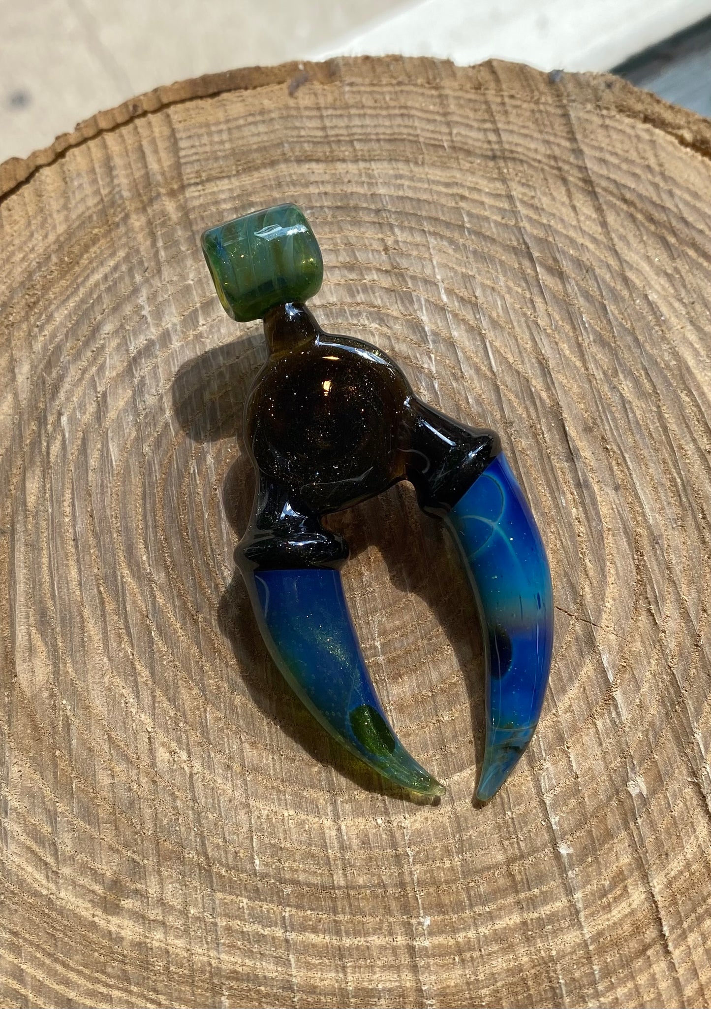 Foci Pendant - TG17*