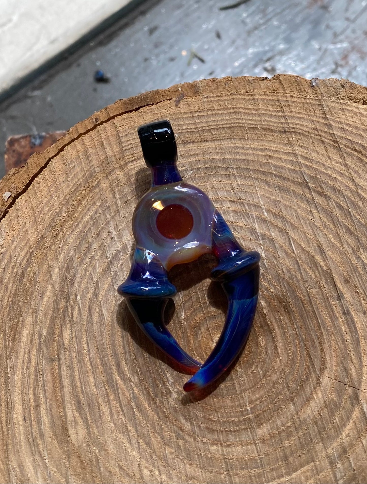Foci Pendant - TG07*