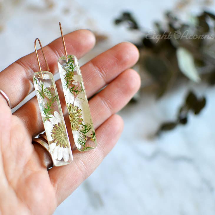 Daisy Bar Dangle Earrings - La De Da