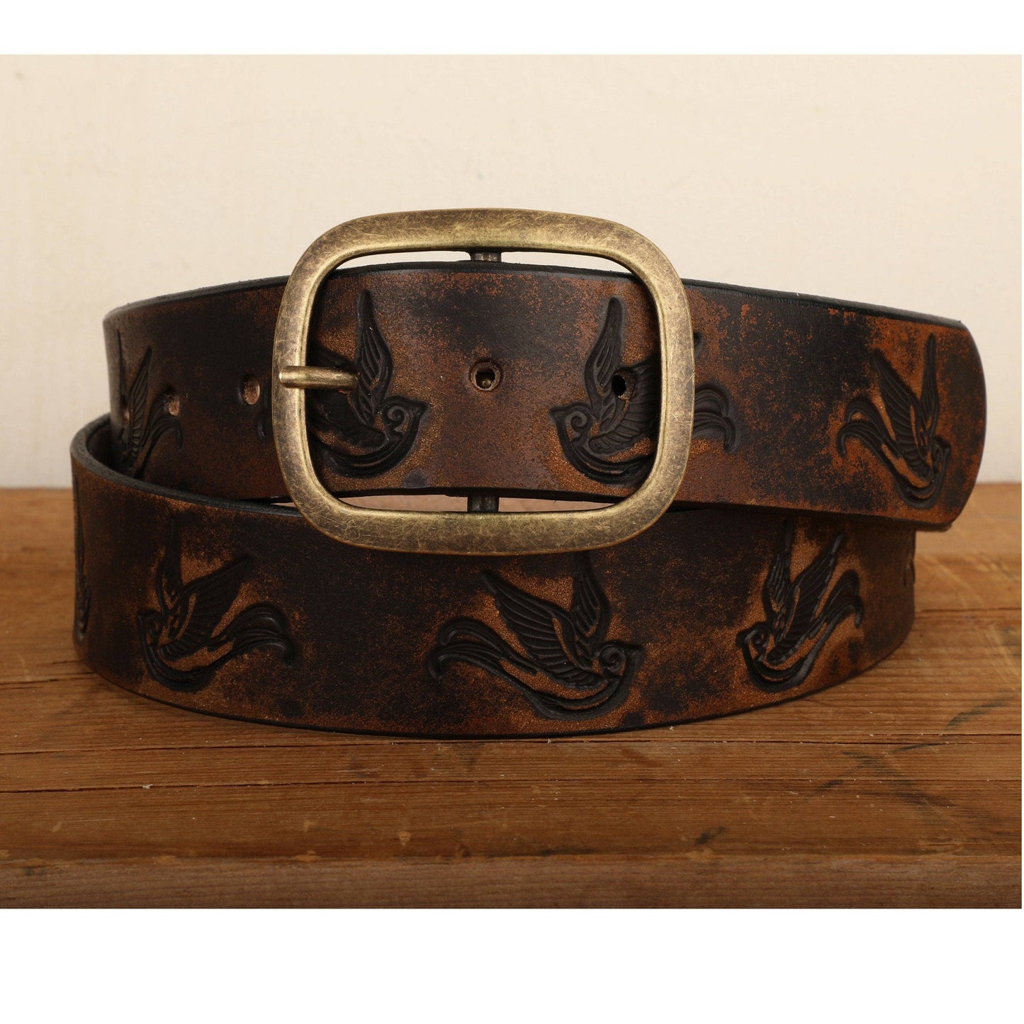 Embossed Sparrow Swallow Bird Vintage Aged Leather Belt in Black & Brown - Antique Brass
