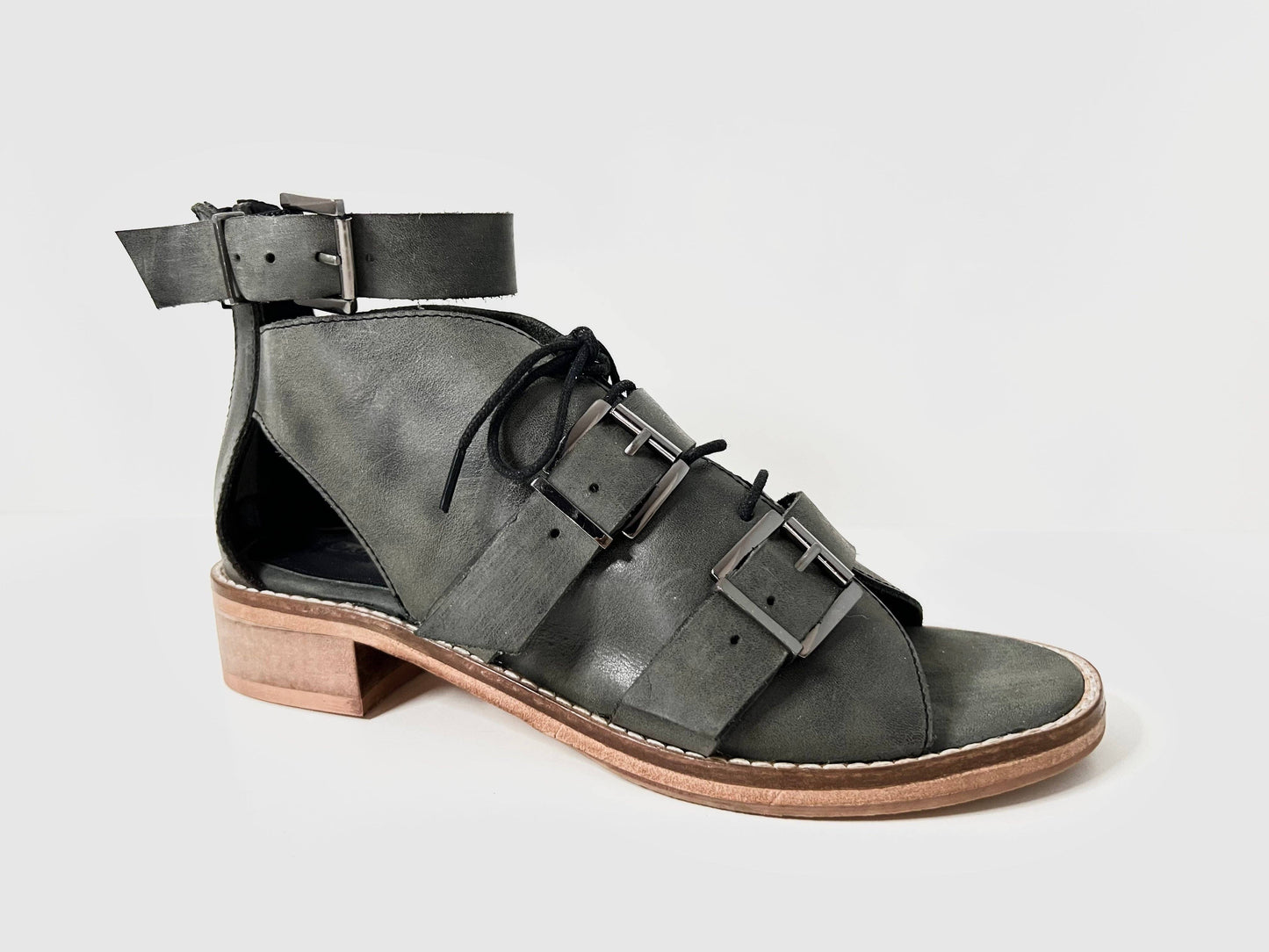 Sunchaser Block Heel Sandal - Black