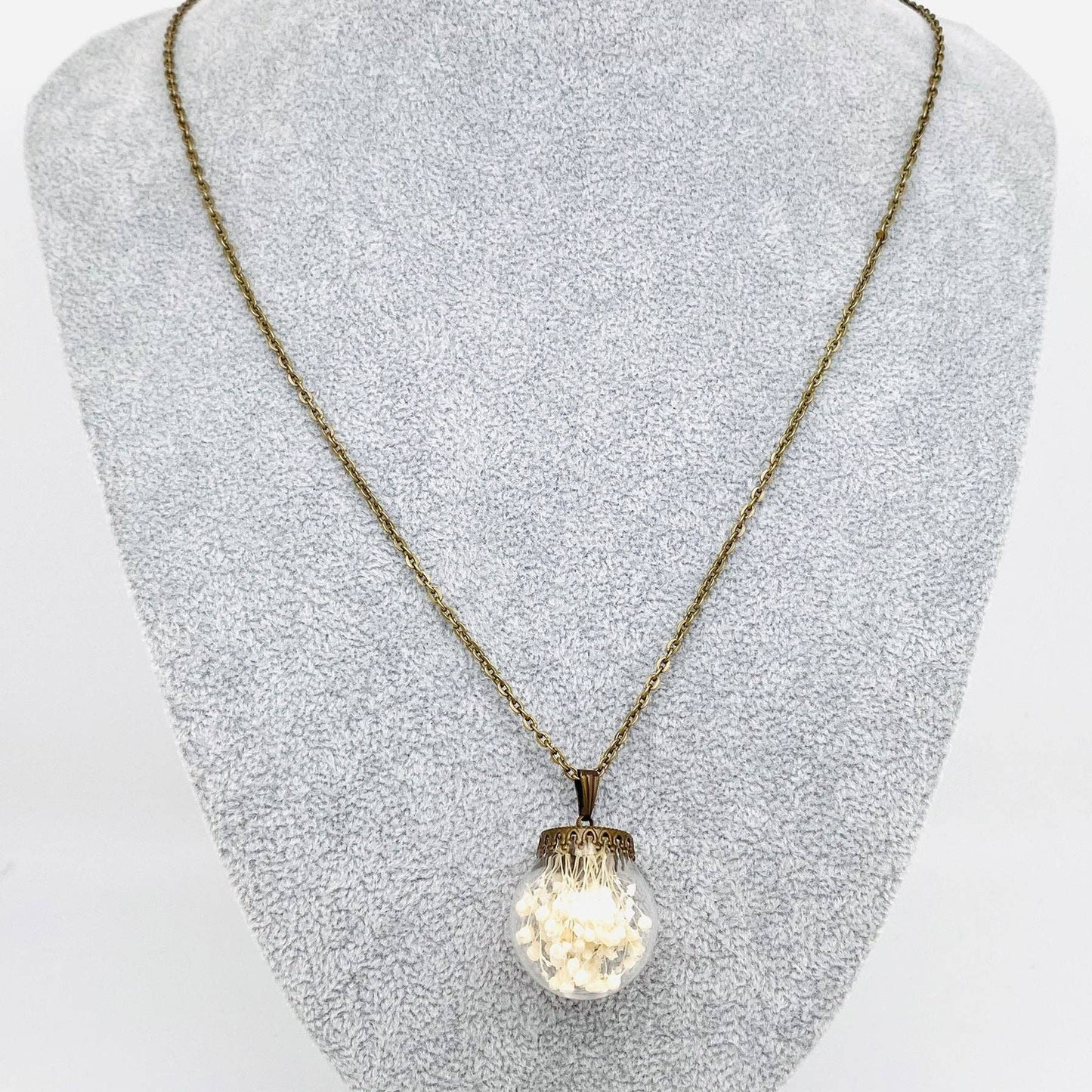 Baby's Breath Floral Ball-shaped Charm Pendant Necklace