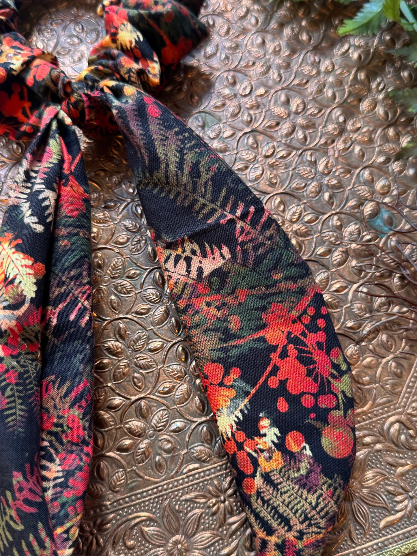 Red / Orange / Yellow Ferns Scrunchie Scarf #SS10*