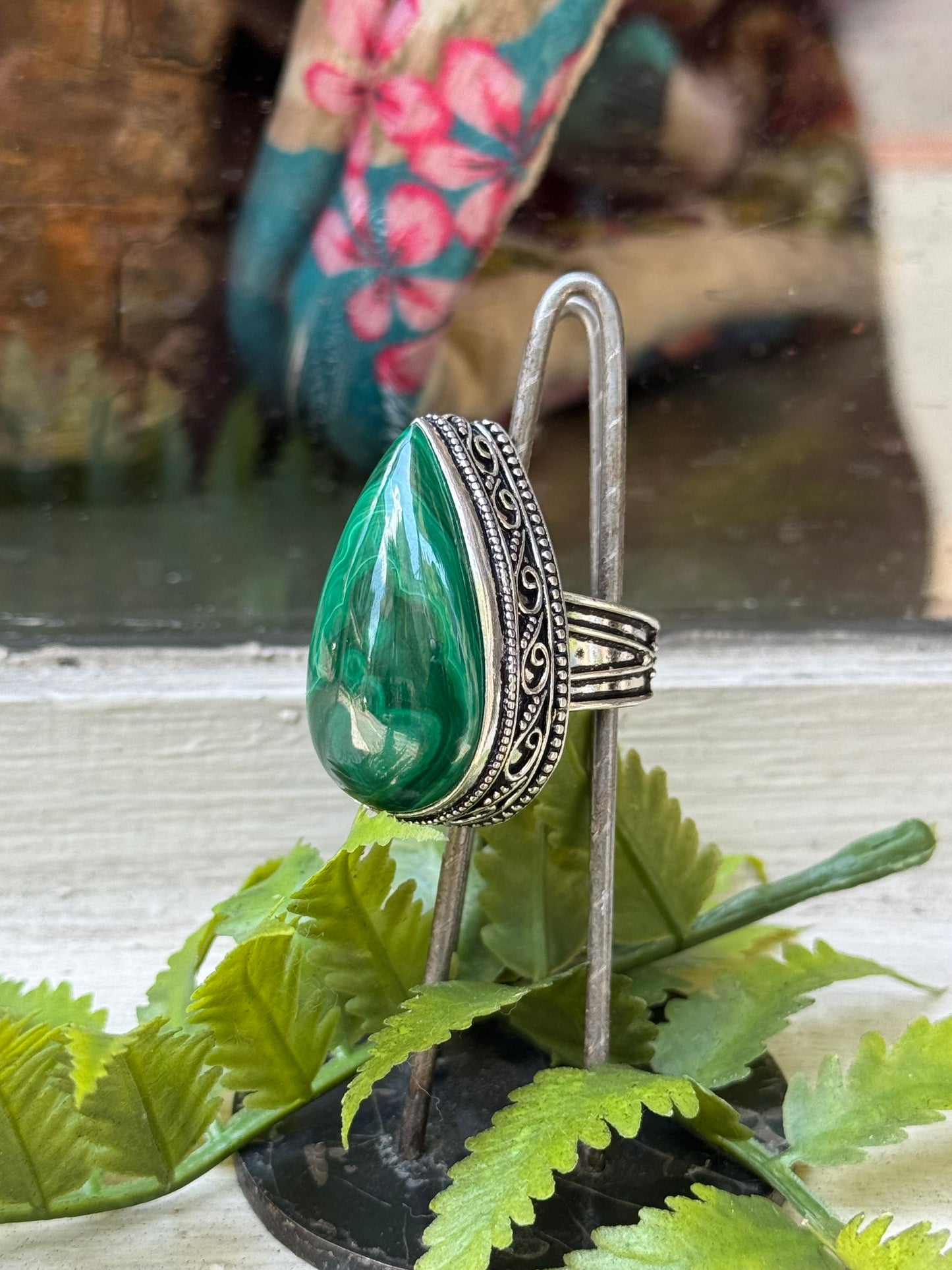 Malachite Teardrop Silver Ring