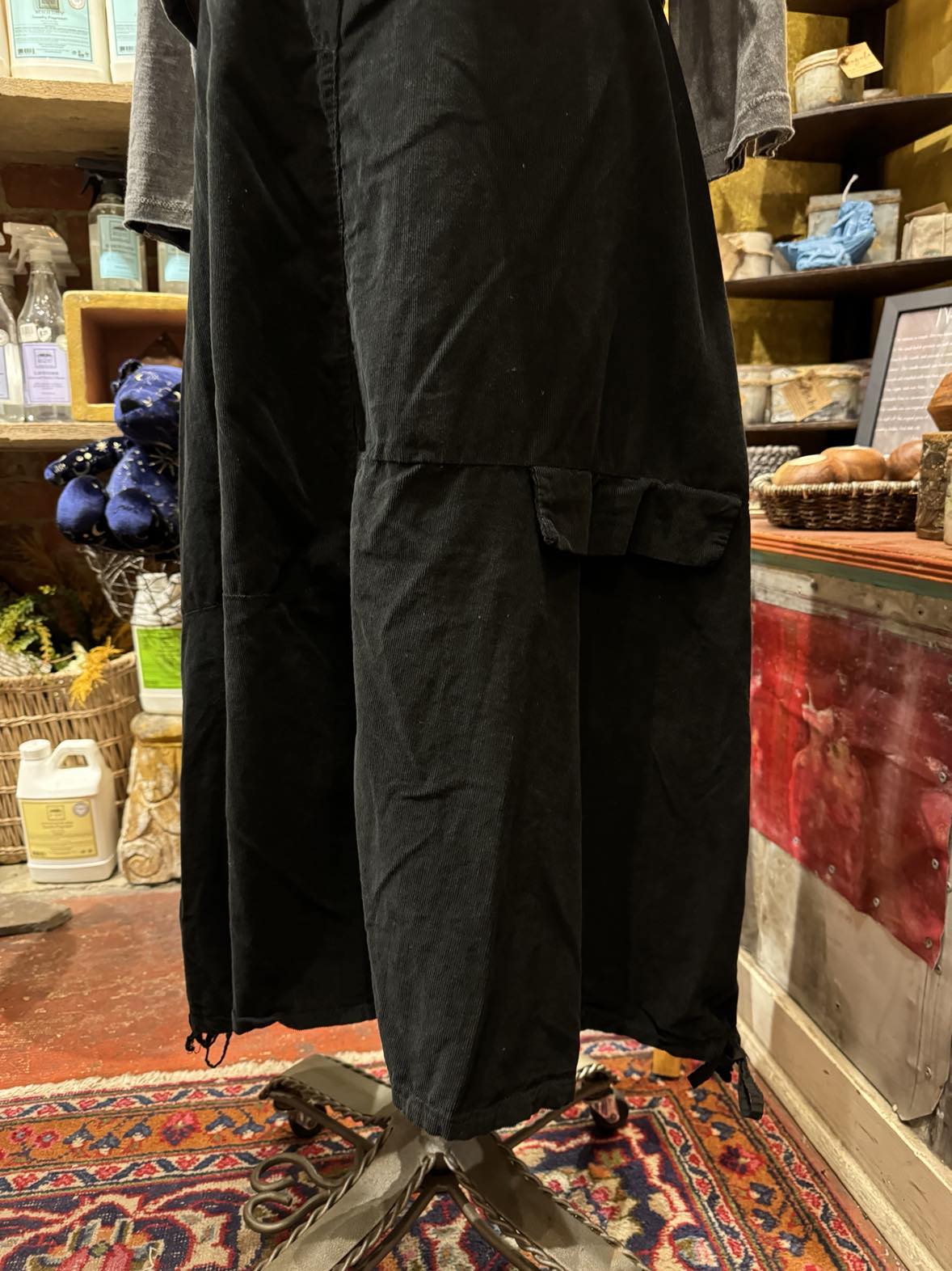 Corduroy Drawstring Hem Skirt-Black
