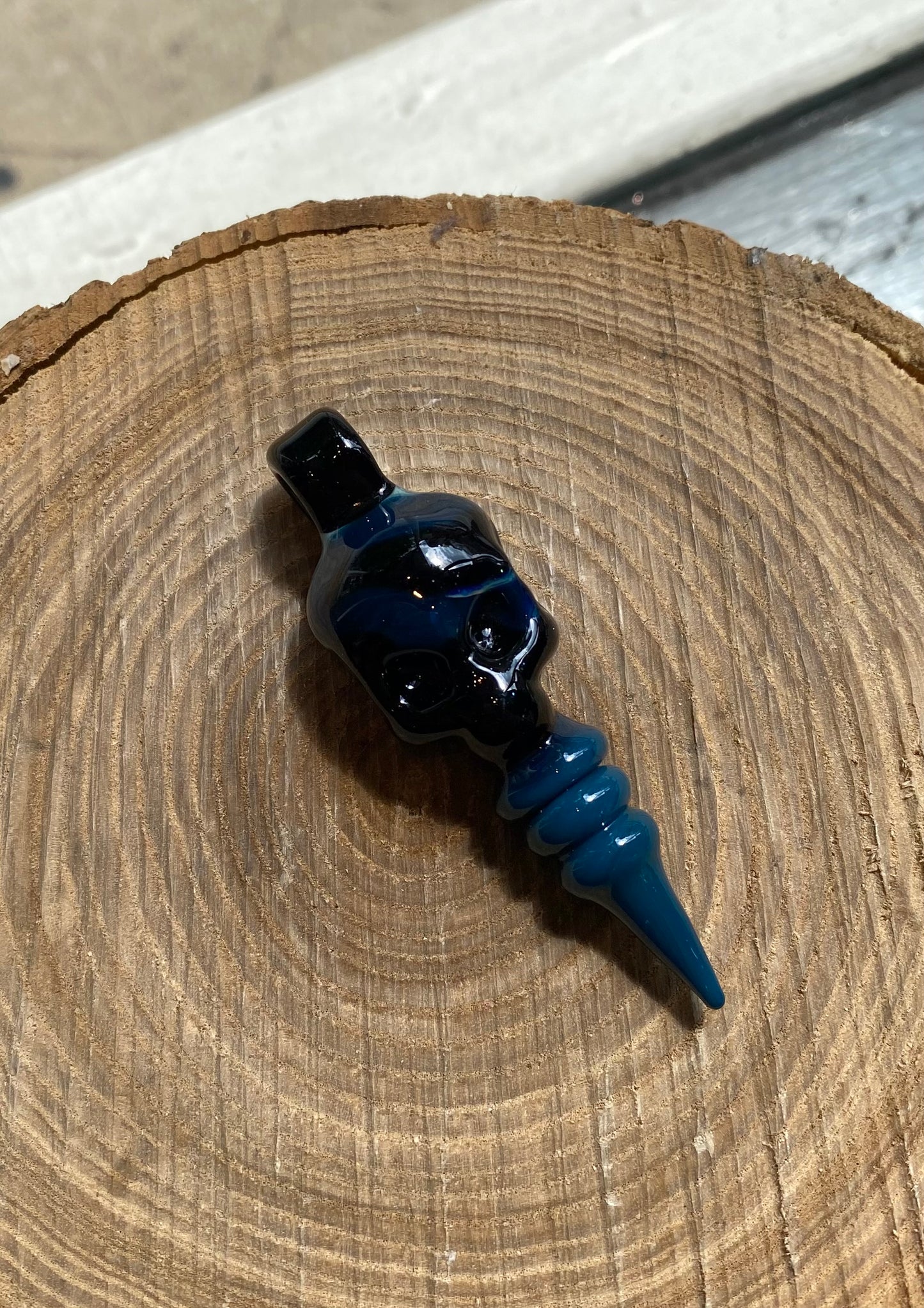 Blue Skull w/ Spine - TG03*