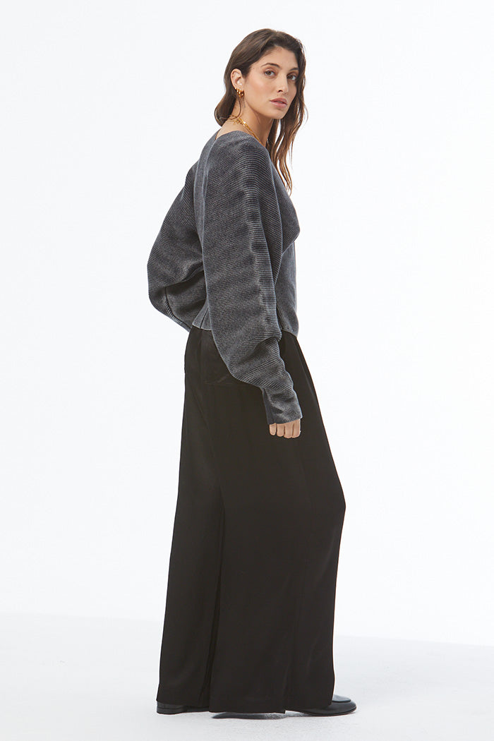 Stephen V Neck Sweater - Black Mineral Wash
