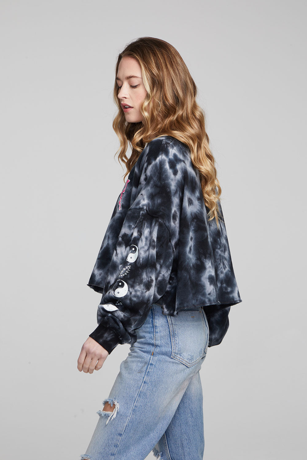 Grateful Dead Yin Yang Skull Pullover - La De Da