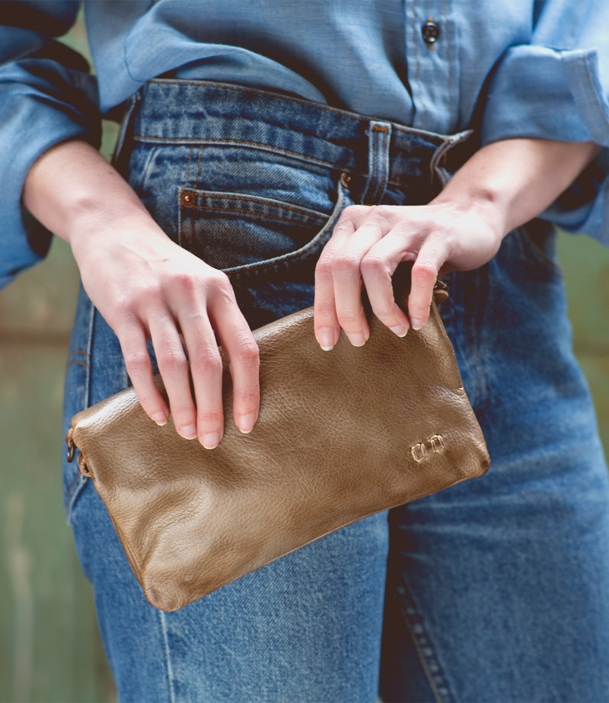 Cadence Crossbody Clutch - Taupe Rustic