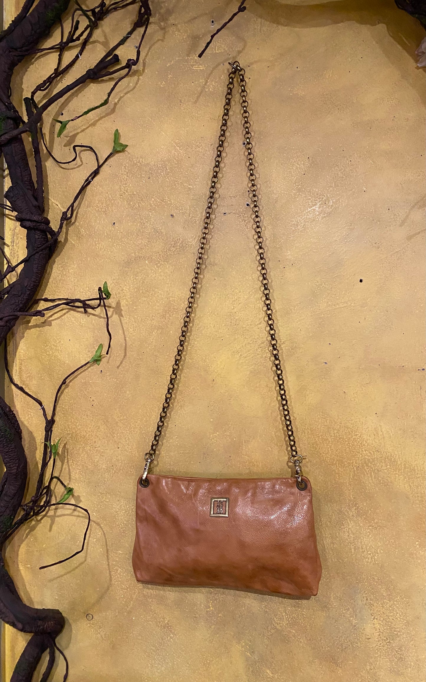 Chain Crossbody - Camel