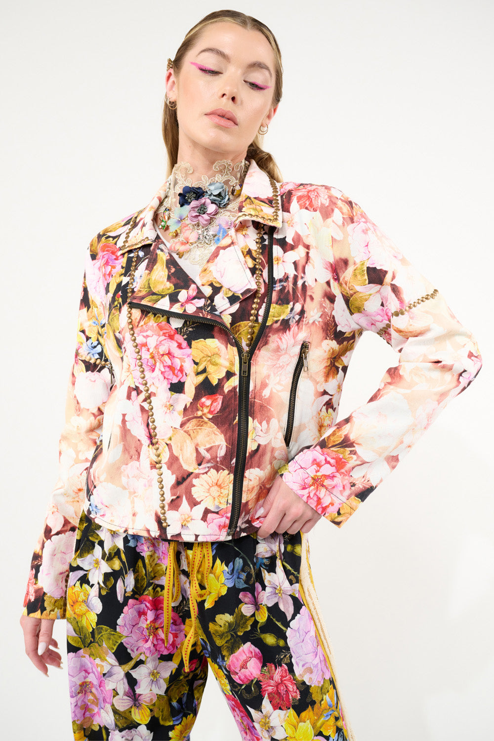 Flower Bomb Jacket - Night Floral