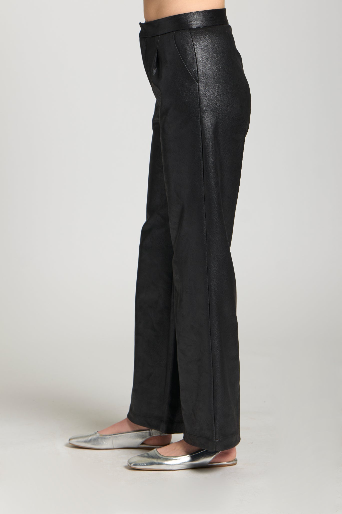 Vegan Leather Pleated Trousers - Black
