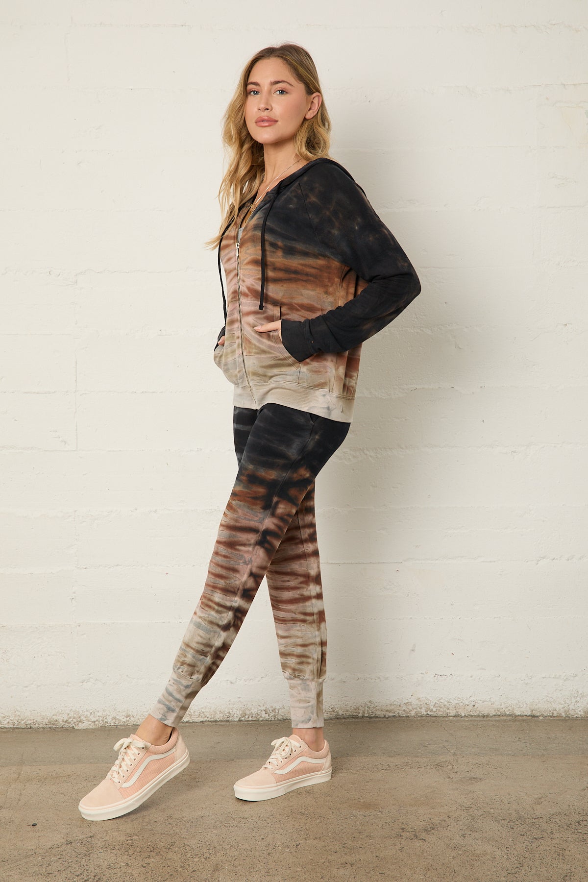 Lazy Day Jogger - Moreno