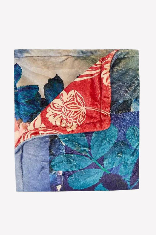 Studio Cozy Blanket & Travel Bag - La De Da