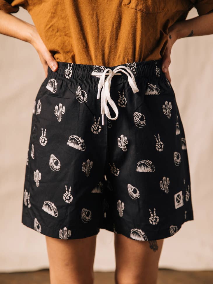 No Problemo Tacos & Cactus Walk Shorts - La De Da