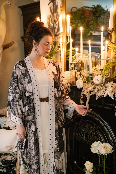 The Looking Glass Duster Kimono - La De Da