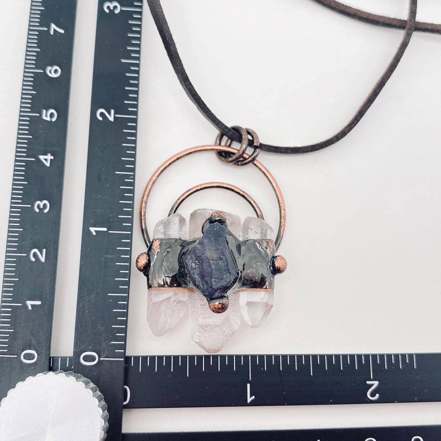 White Crystal & Amethyst Stretchable Leather Necklace