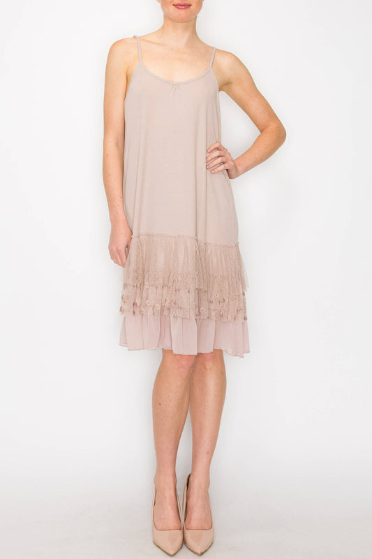 DRESS EXTENDER WITH LACE LAYER - TAUPE
