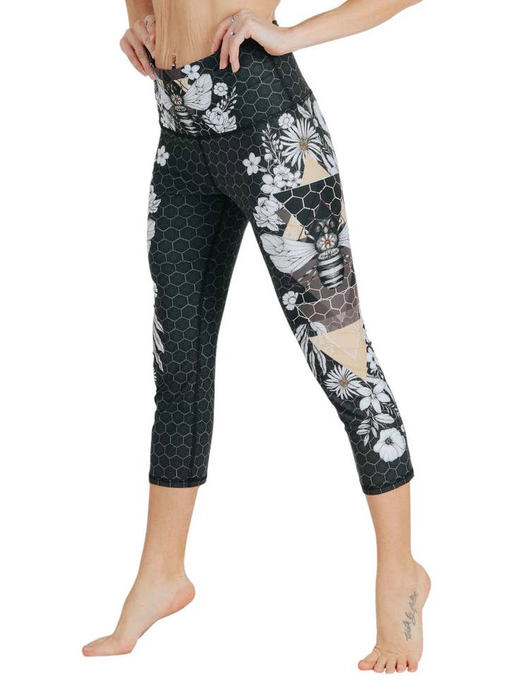 Blackout Beeloved Printed Yoga Crops - La De Da