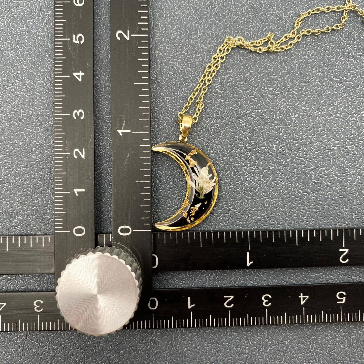 Dried Flower Floral Black Moon Charm Necklace