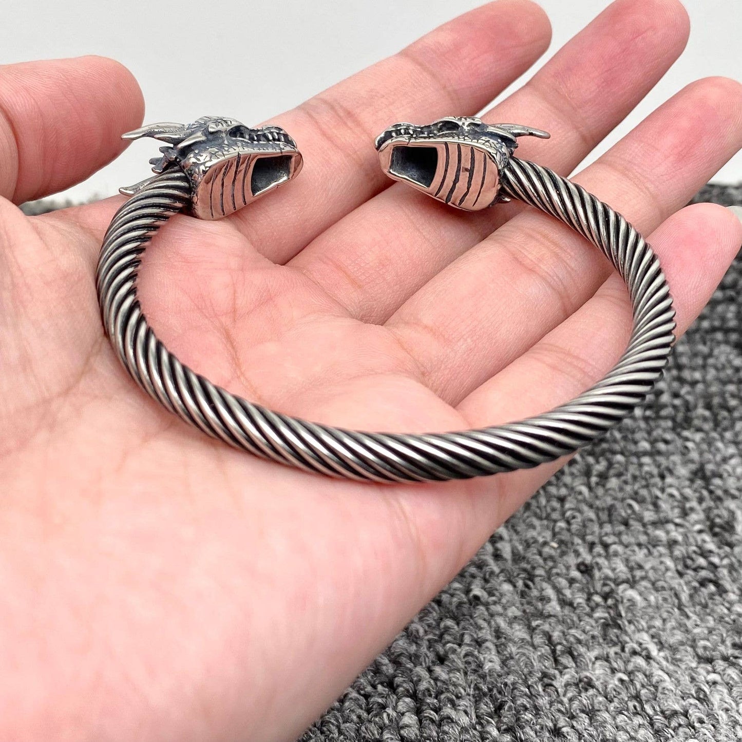 Men's Double Dragon Head Stainless Steel Cuff Bangle