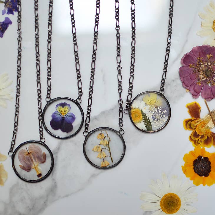 Pressed Flower Terrarium Necklace - La De Da