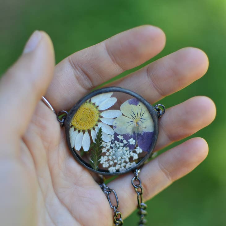 Pressed Flower Terrarium Necklace - La De Da