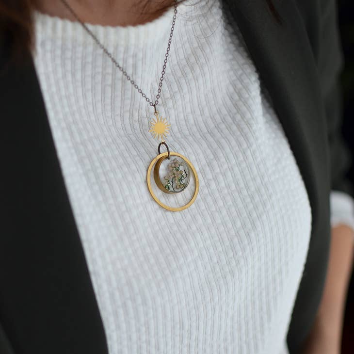 Riceflower Circle Botanical Necklace - La De Da