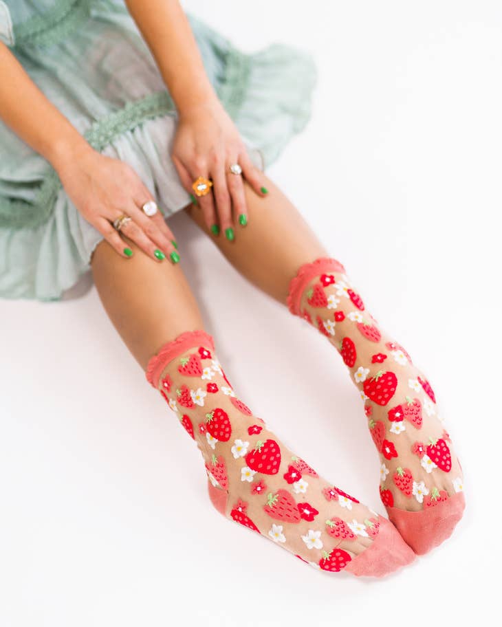 Strawberry Daisy Ruffle Sheer Crew Sock - La De Da