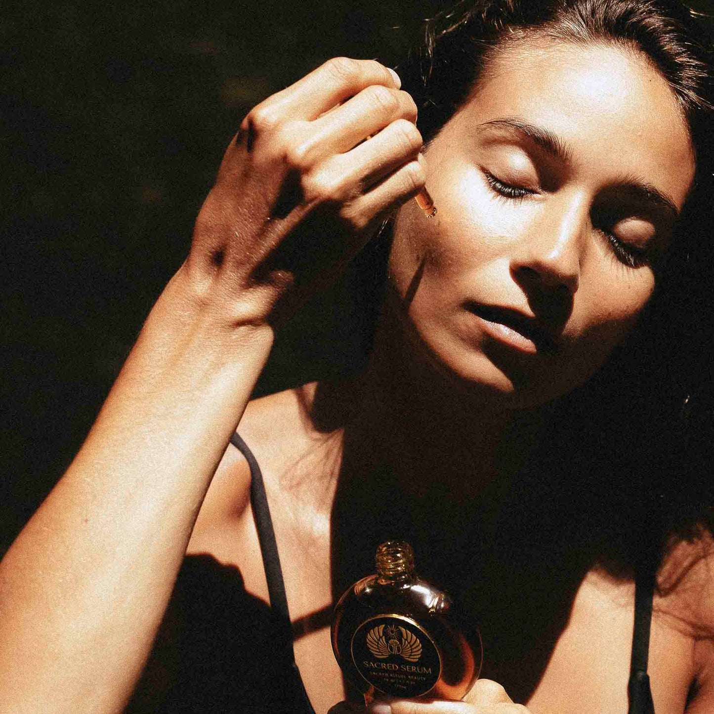 SACRED SERUM Organic Face Oil
