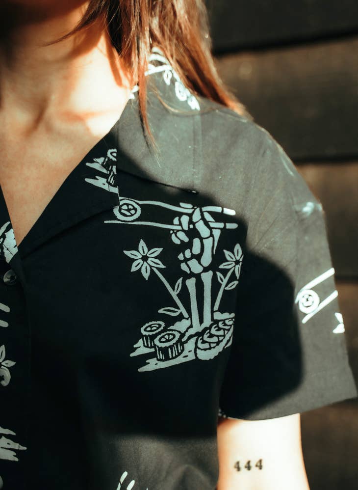 Rolling Deep Button-Up - La De Da