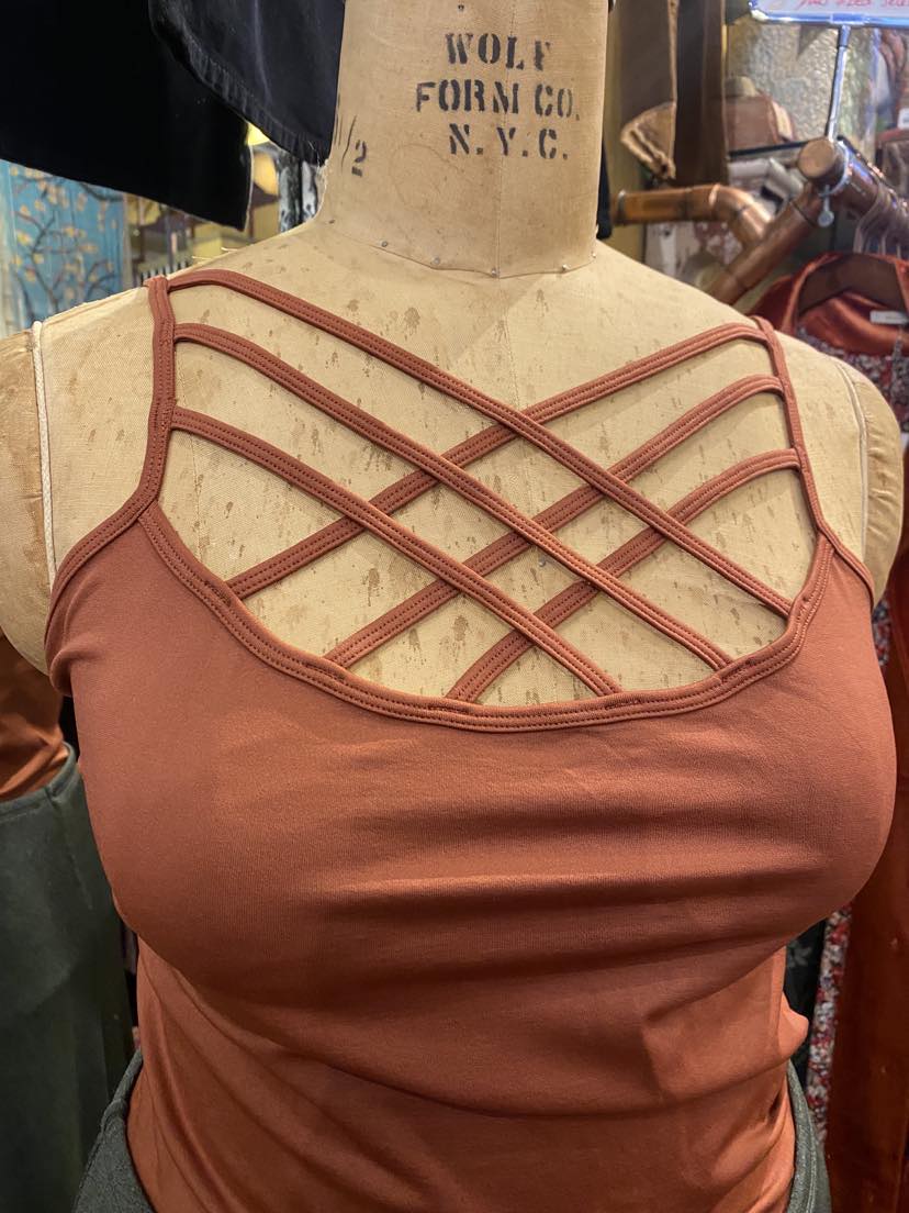 Plus Seamless Cross Front Cami - Dark Rust