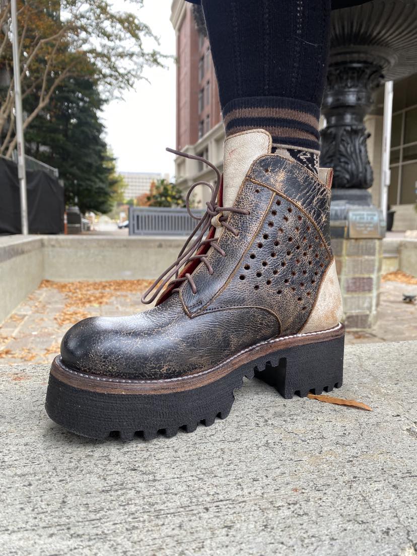 Tanzania Black Lux Nectar Boots - La De Da