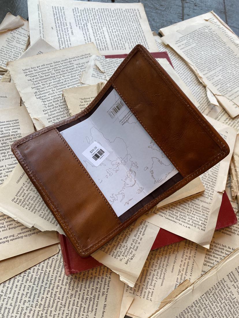 Gulliver Leather Passport Cover - La De Da