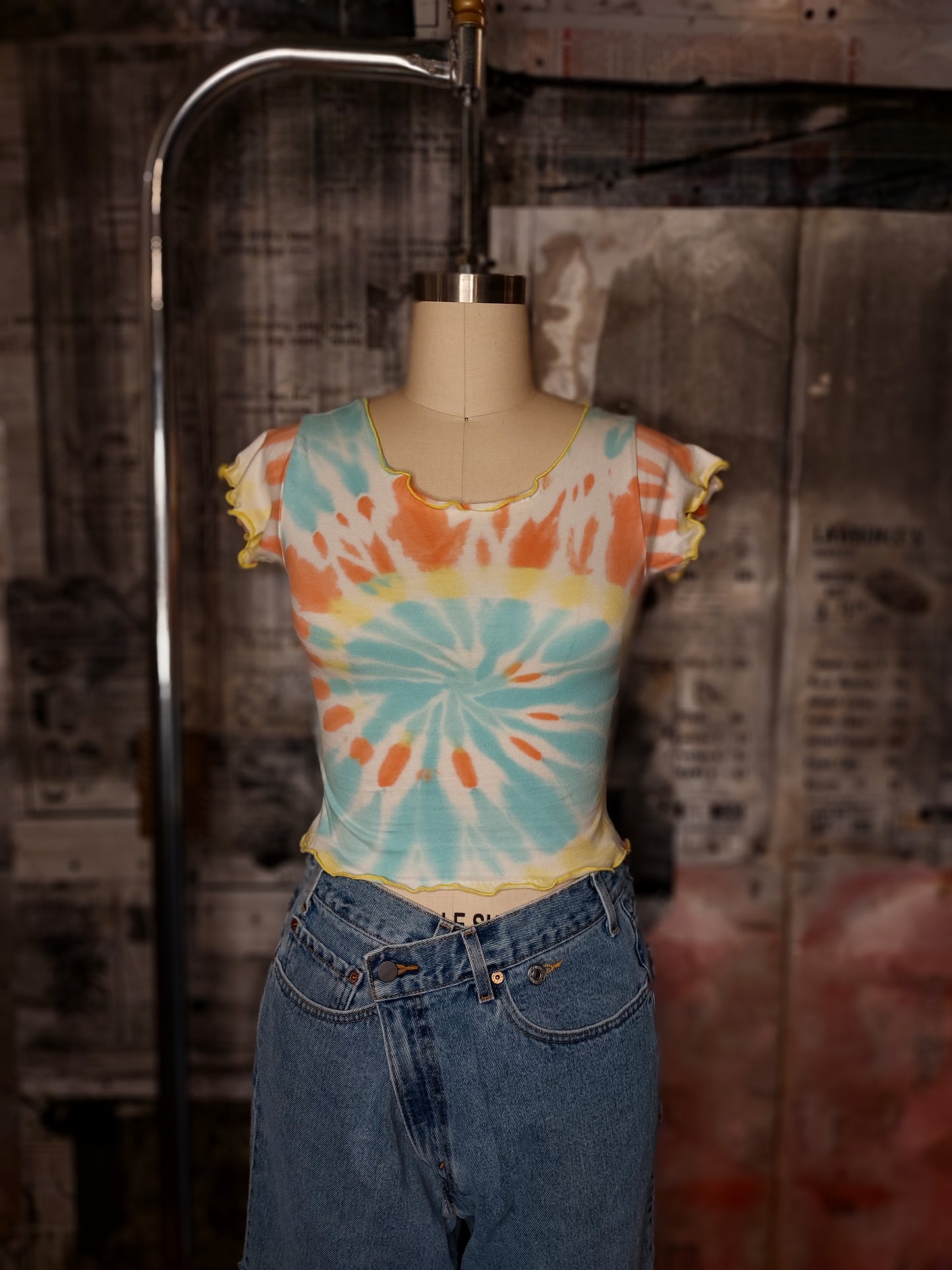 Lettuce Edge Cropped Tie Dye Tee - Yellow Edge