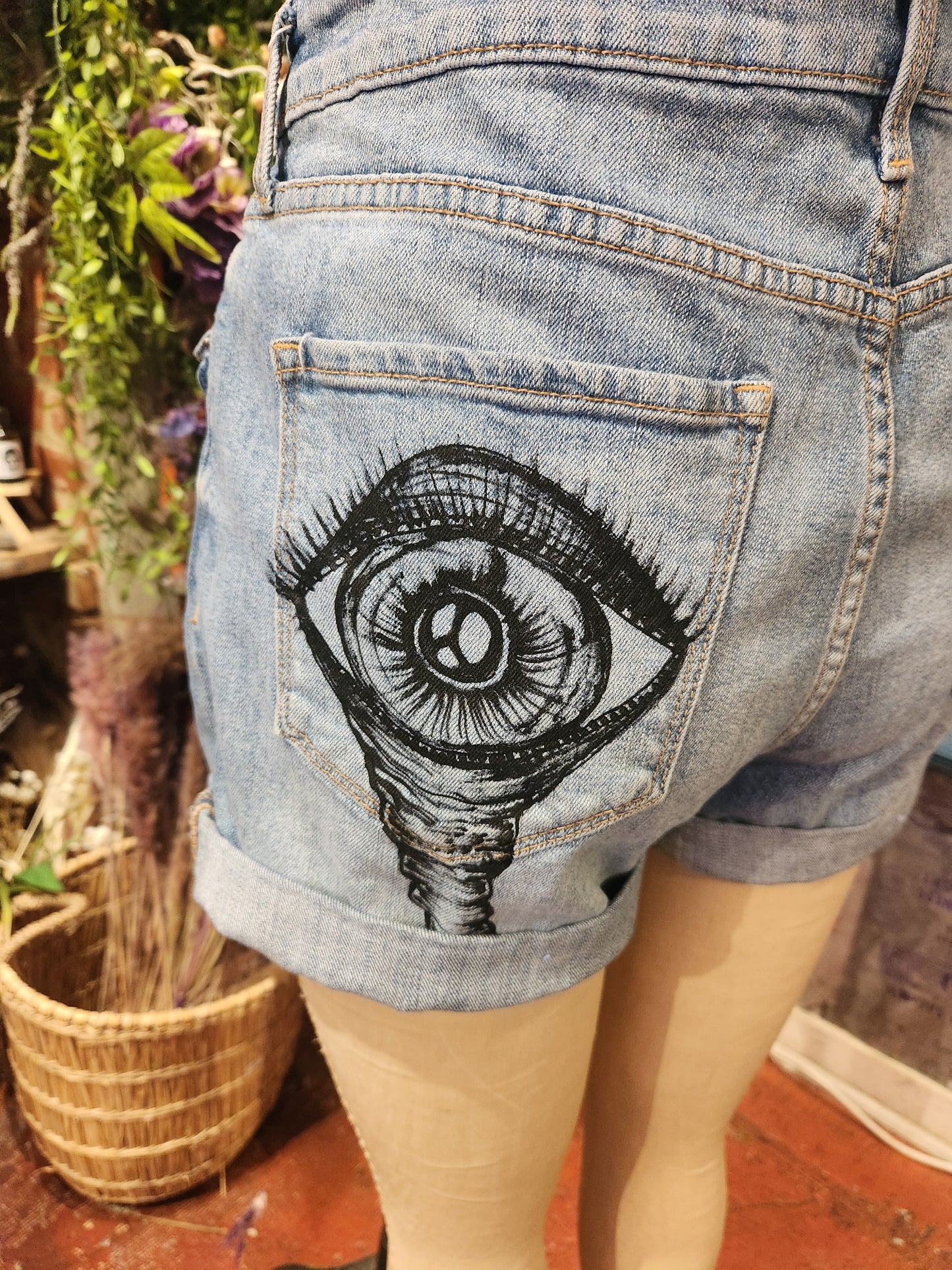 Traumatism Art Drool Shorts