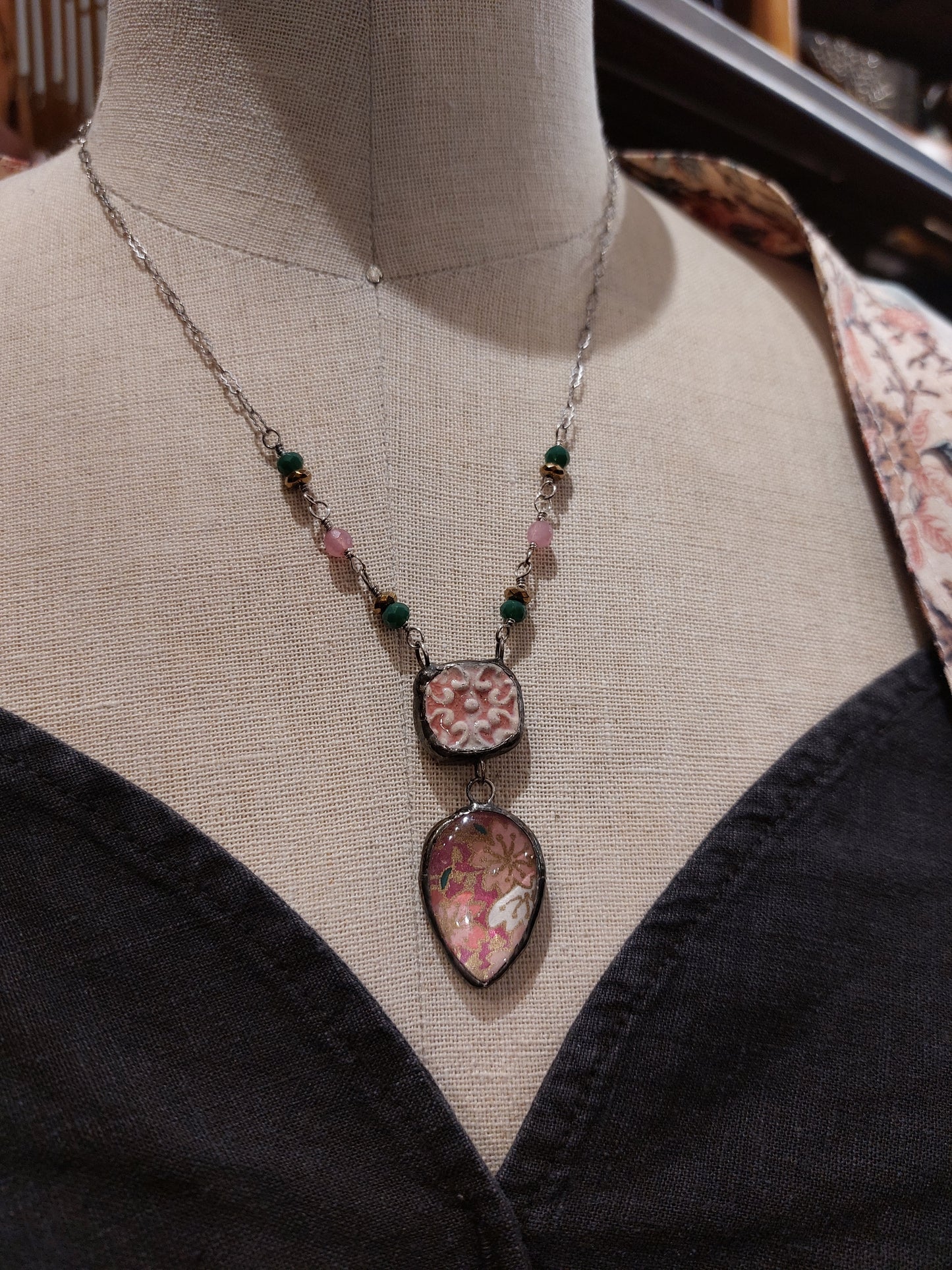 Ceramic With Origami Under Glass Drop (1) *N236