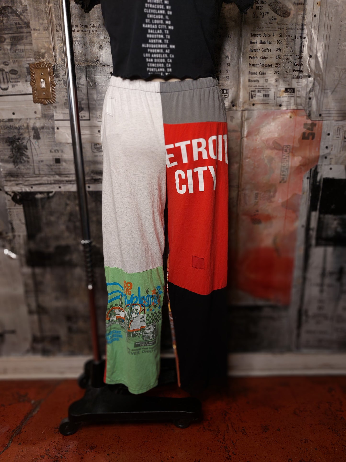 Graphic Tee Pants #6